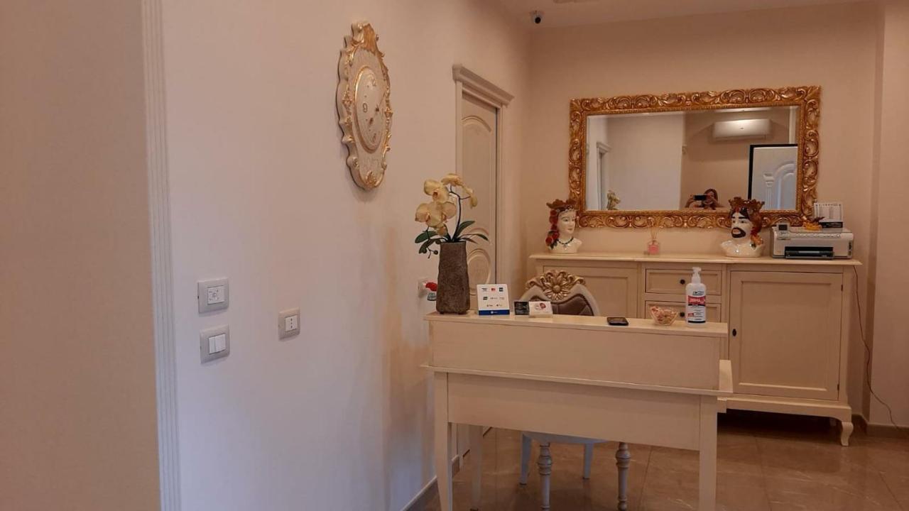 B&B Orchidea โจยาเตาโร ภายนอก รูปภาพ